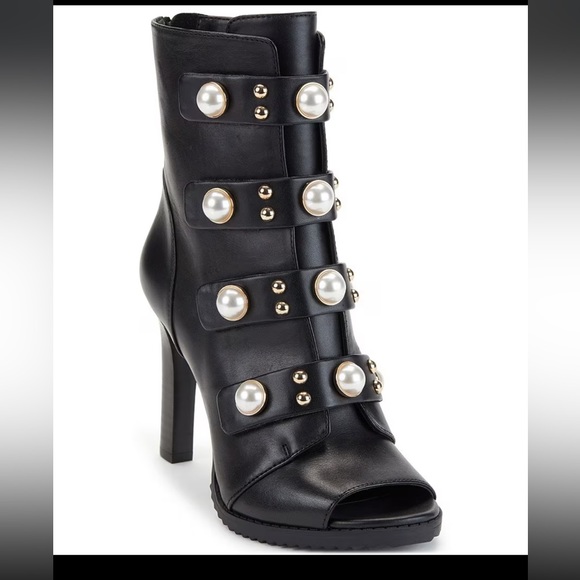 🔥🔥🔥KARL LAGERFIELD Paris! Brayden Leather Pearl Embellished Booties🔥🔥🔥NWOT - Picture 1 of 6